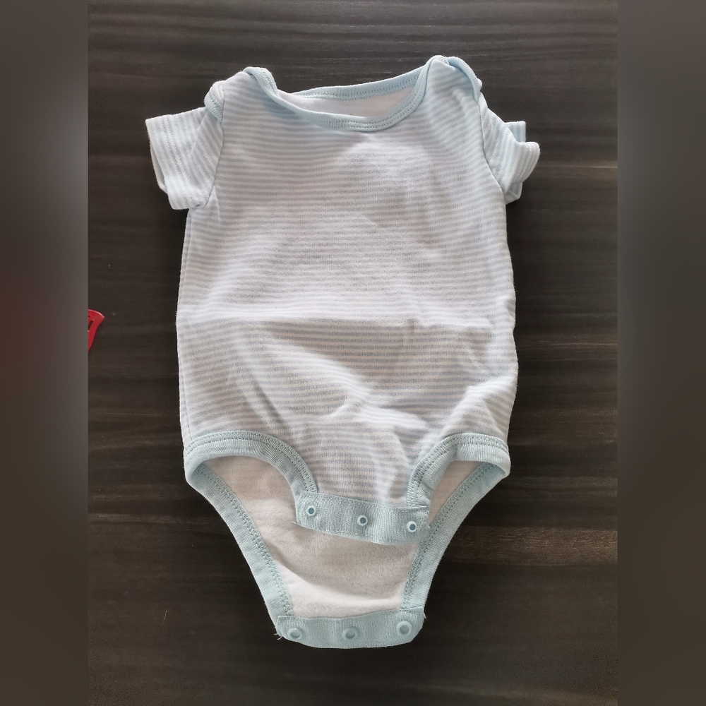 Bundle 3 Rococo onesies size 6M - Picture 2 of 5